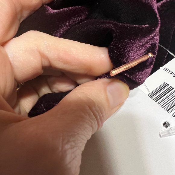 NWT MISA VELVET TOP ONE SHOULDER SIZE M - Picture 4 of 6